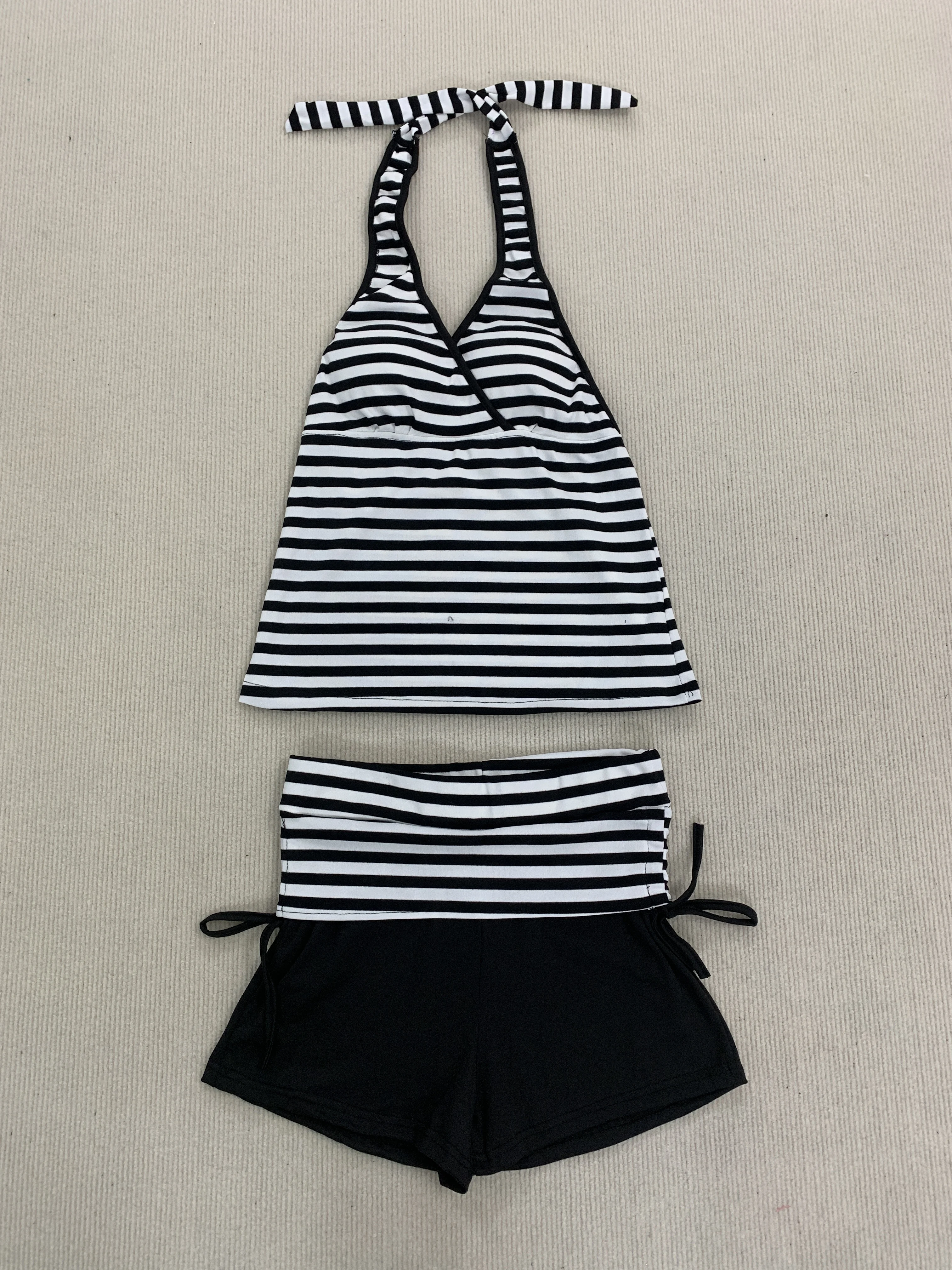 

Summer backless striped halter top women's set shorts patchwork black gray contrasting two-piece set
