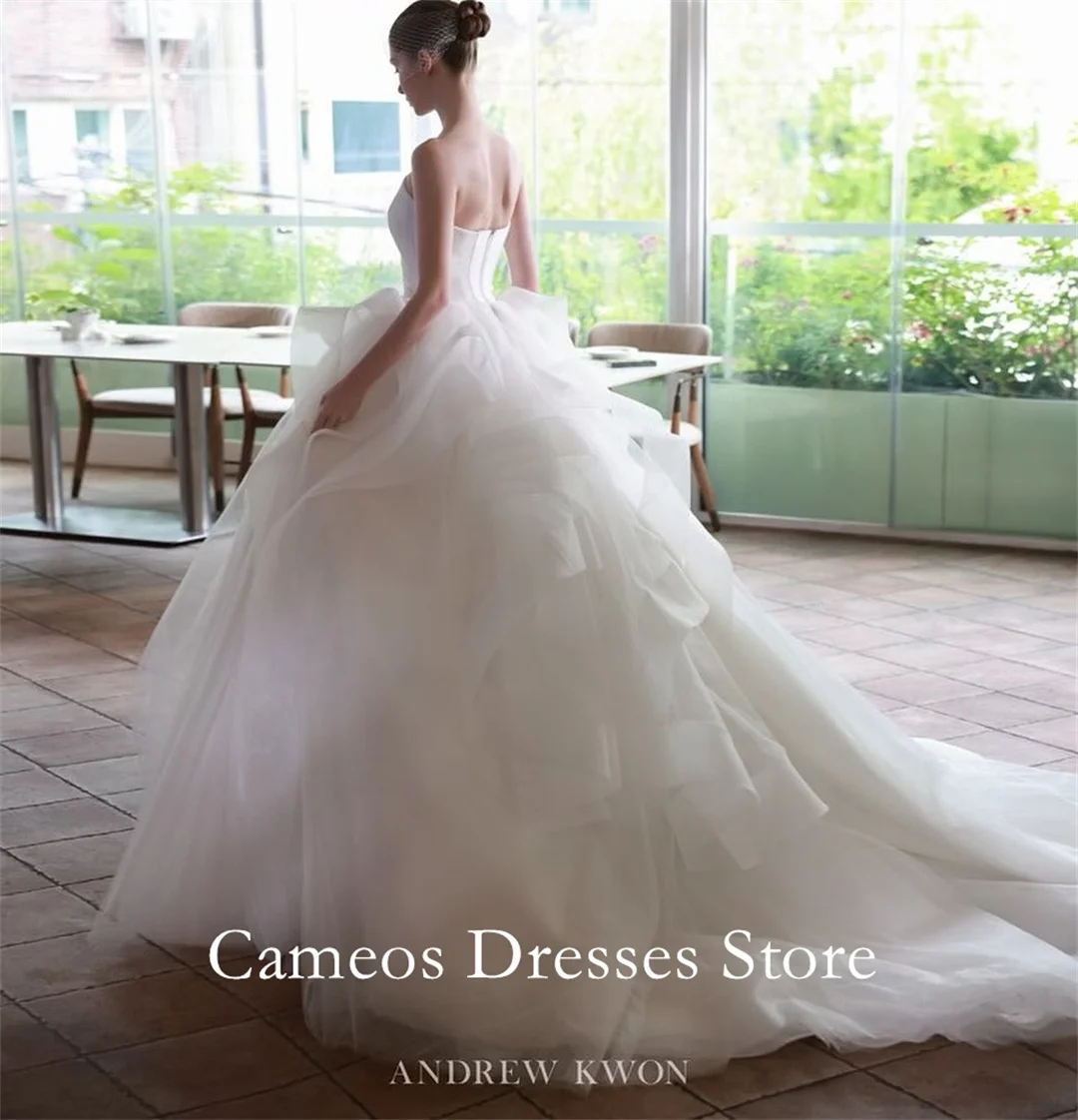 SONDR Customized Strapless Ivory Ball Gowns Tulle  Zipped Wedding Dresses Tiered Korea Brides Gowns Women Bridal Dresses