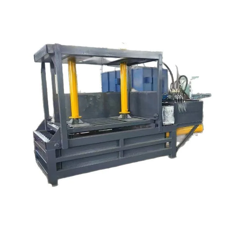 

Semi-automatic sand-proof grass horizontal hydraulic baler