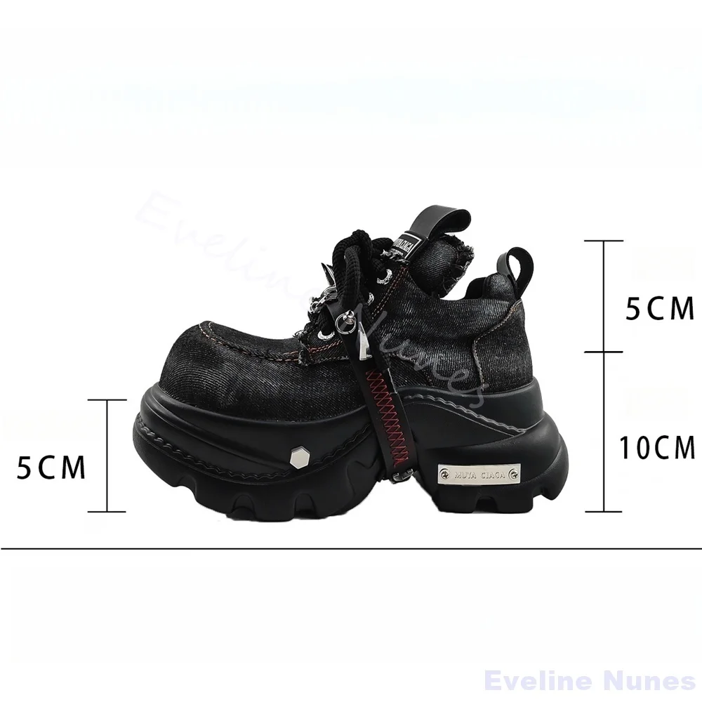 عين الشر فاسق الدنيم أحذية النساء زخرفة المعادن جولة تو منصة عبر تعادل حذاء كاجوال جديد الشرير النمط البريطاني حذاء مزود بفتحة للأصابع الكبيرة