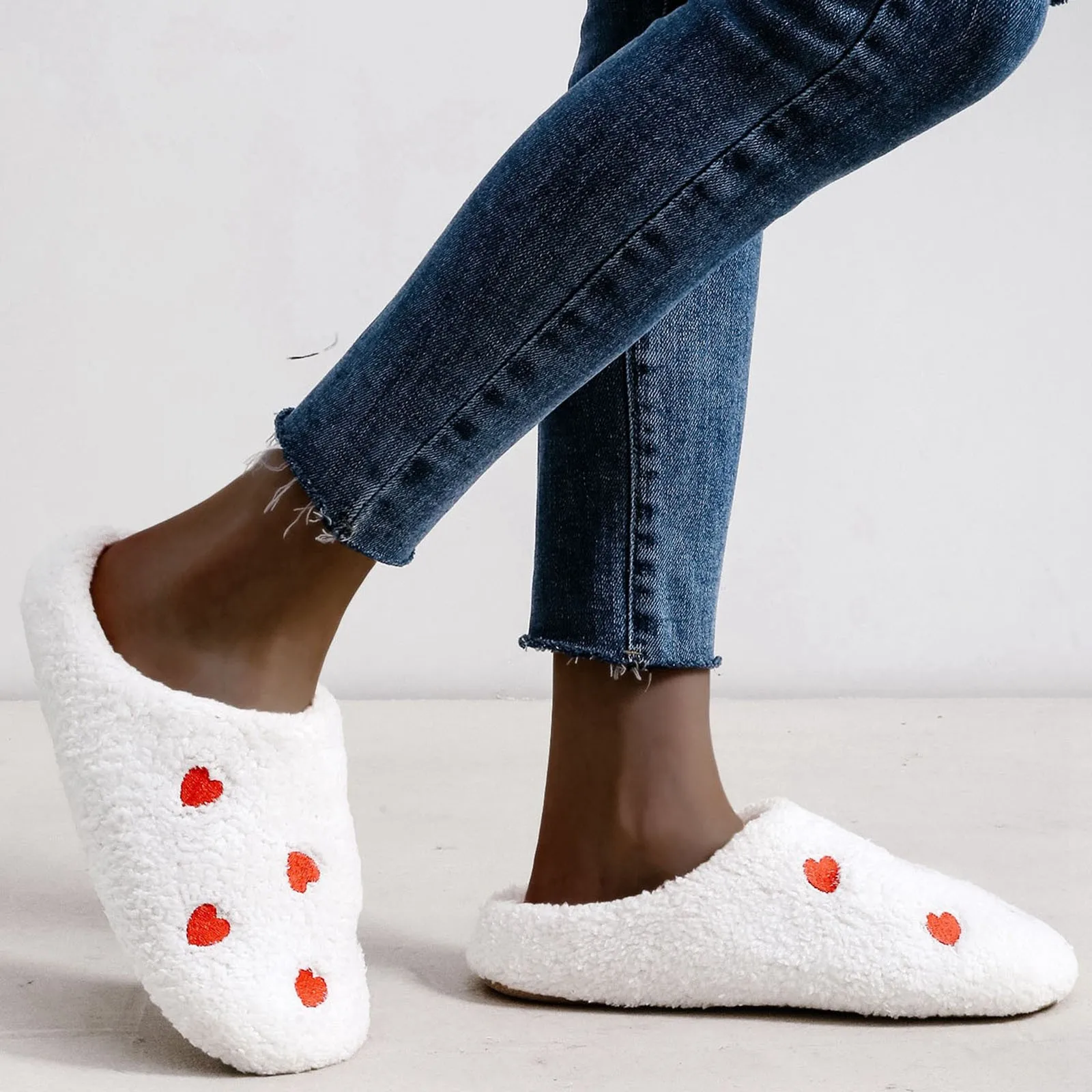 Love Heart Women Fashion Warm Slippers Ladies Winter Cotton Flat Shoes Casual Indoor Plush Slipper Anti-slip Bedroom Soft Slides