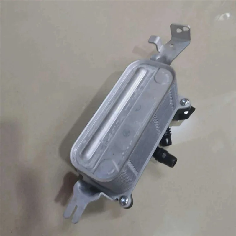 

Car Engine Oil Cooler Transmission Radiator Assembly For BMW 528I 535I 640I 550I 650I 17217638580 Parts