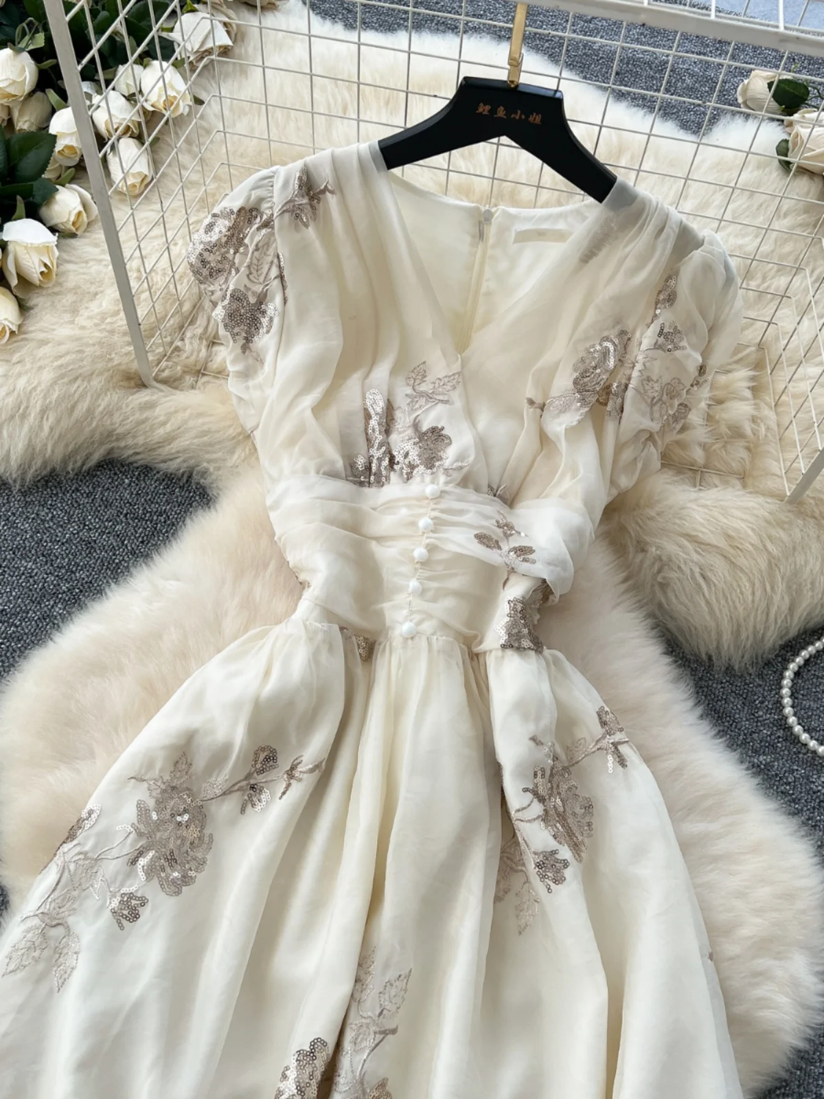 우아한 브이넥 자수 슬림 롱 드레스 여성 레트로 궁정 스타일 휴가 드레스 하이웨이스트 A라인 반팔 드레스