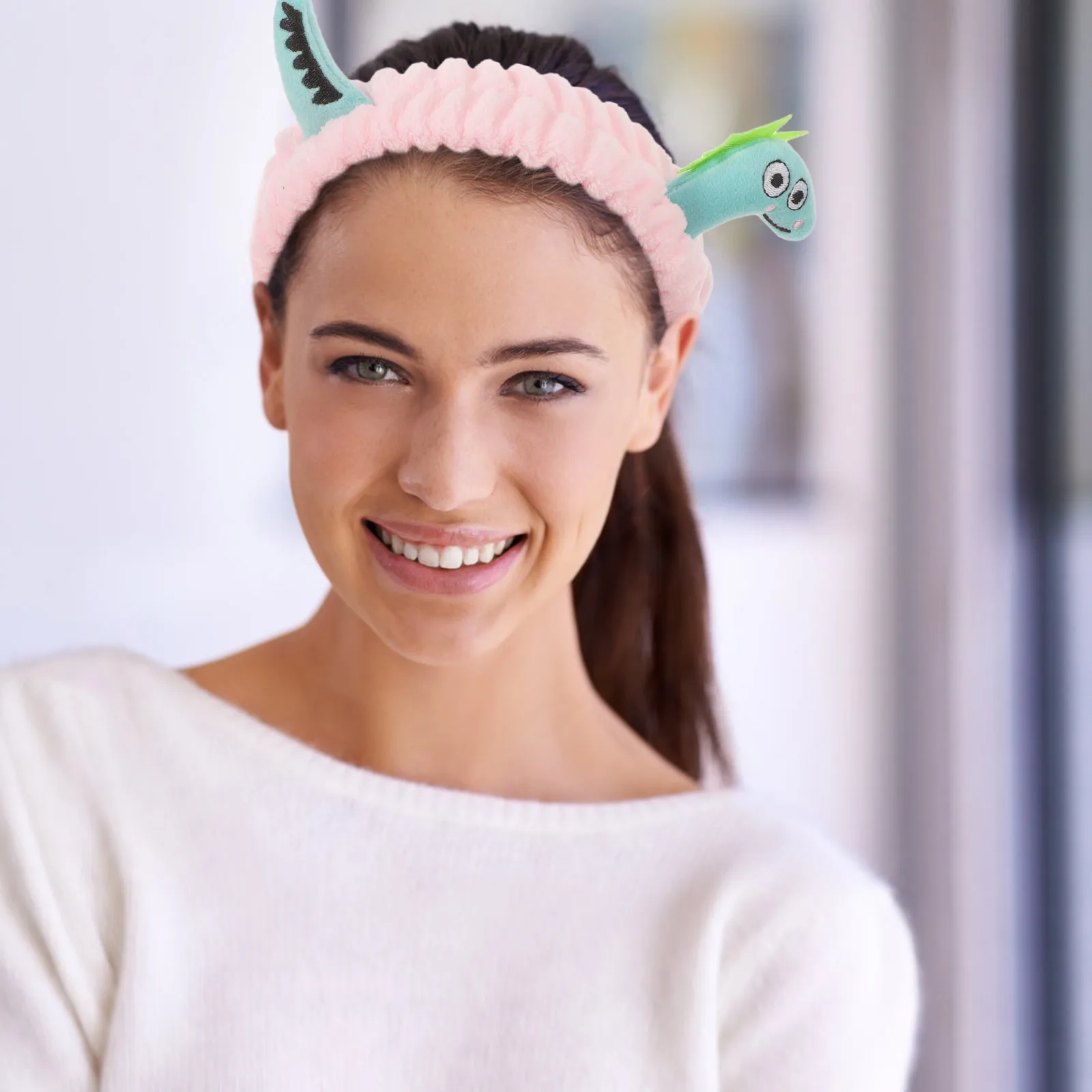 

Cartoon Dinosaur Hairbands for Women Girls Face Washing Spa Party Headbands Adult Fun Animal Makeup Cosplay Costume Festival