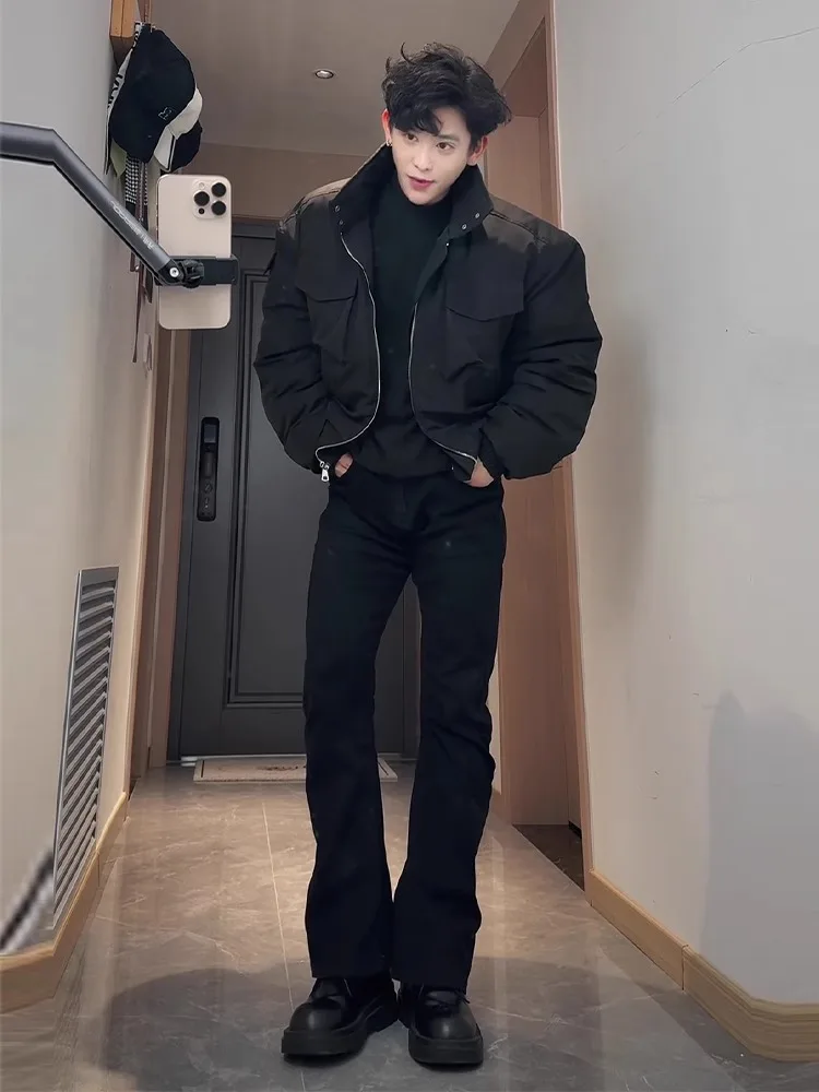 بنطلون جينز أسود مبطن بالصوف، تصميم نحيف بخصر مرتفع، ساق مستقيمة ومستدقة، مزيج من القطن والبوليستر بأسلوب شبابي عصري