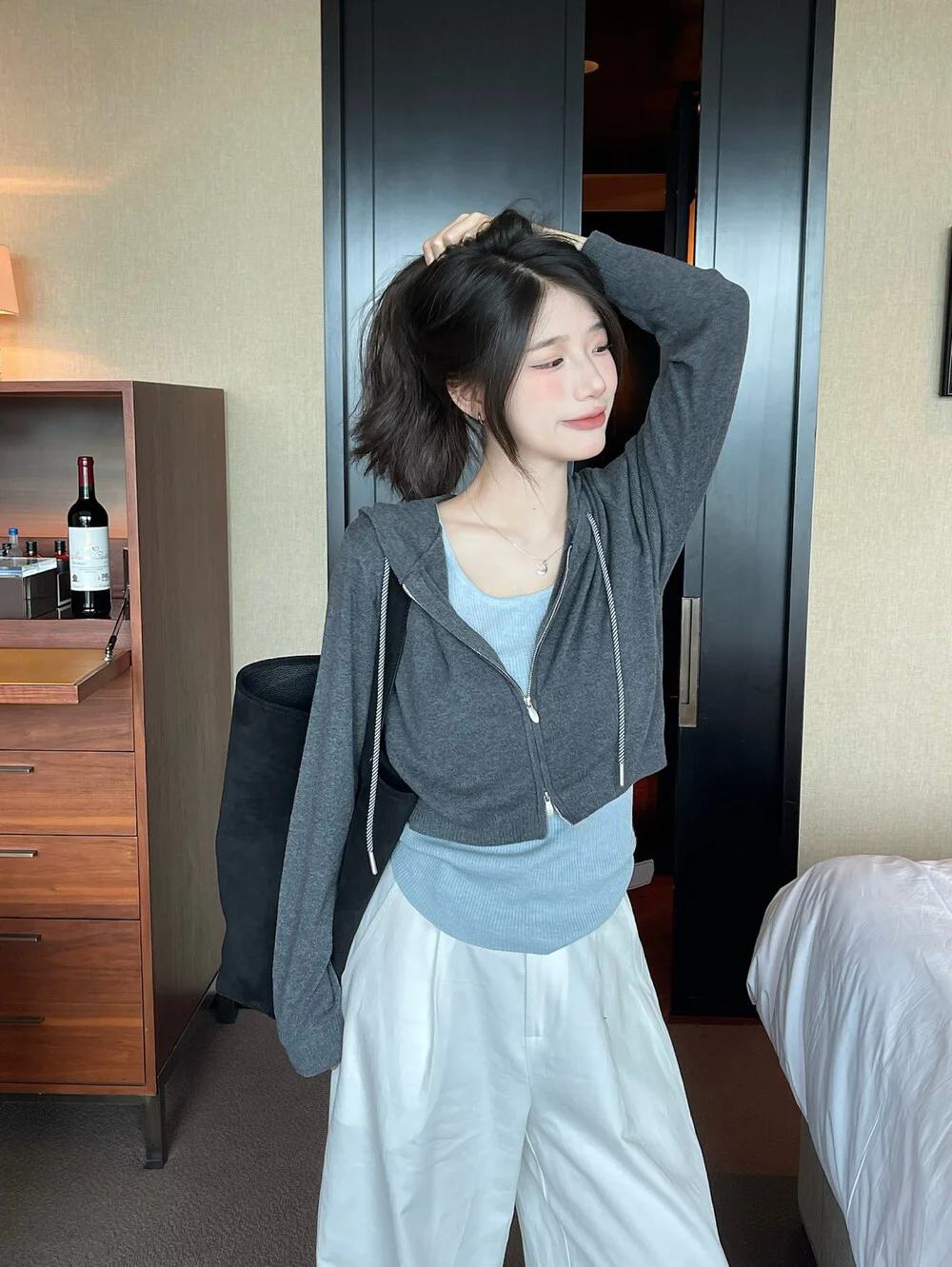 

Повседневный антивозрастной комплект Hellokay: корейская вязаная шапка-бини, дышащий жилет и лонгслив на молнии для женщин, осенний, с длинным рукавом