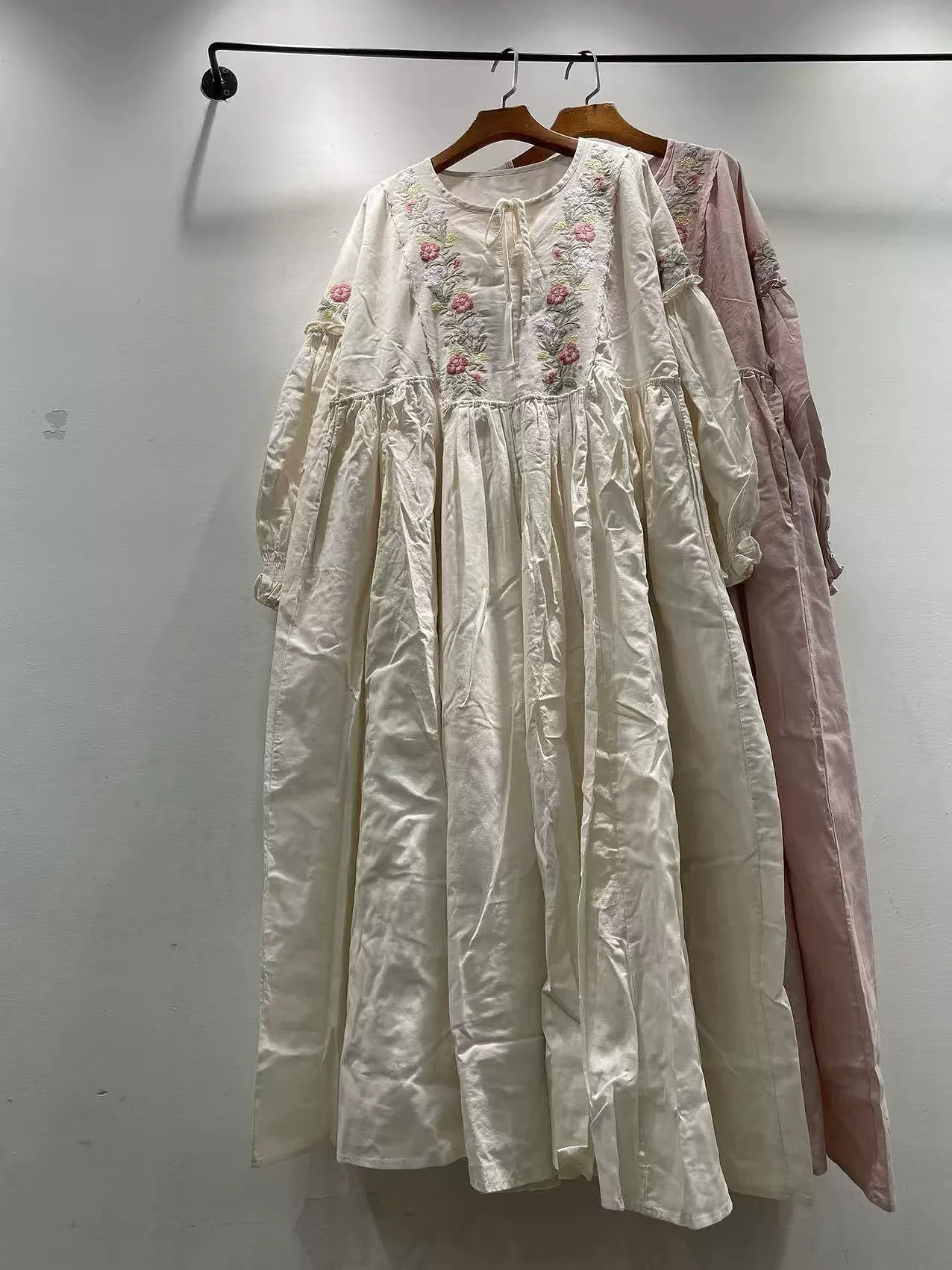 2026 Bohemiam Floral Embroider Pink Beige Dress for Women Spring Pure Cotton Long Sleeve Loose Dresses Boho Robes