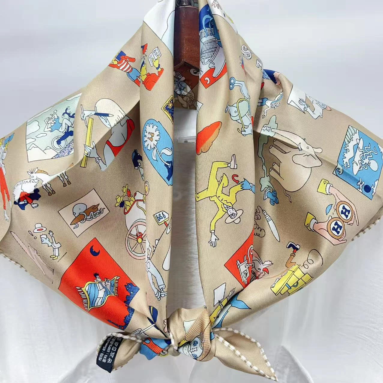 両面プリントシルクスカーフ手巻きエッジマルベリーシルクタイダイショールあらゆる年齢層向けの多用途ファッションアクセサリー