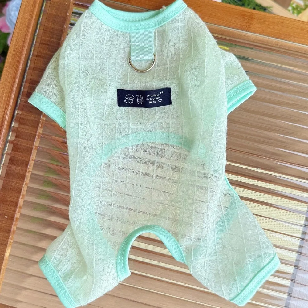 Blumenmuster Netz-Hundeoverall Atmungsaktiver Sonnenschutz Kühlender Vierbeiniger Hundeanzug mit Traktionsdesign Sommer Strand Haustierkleidung