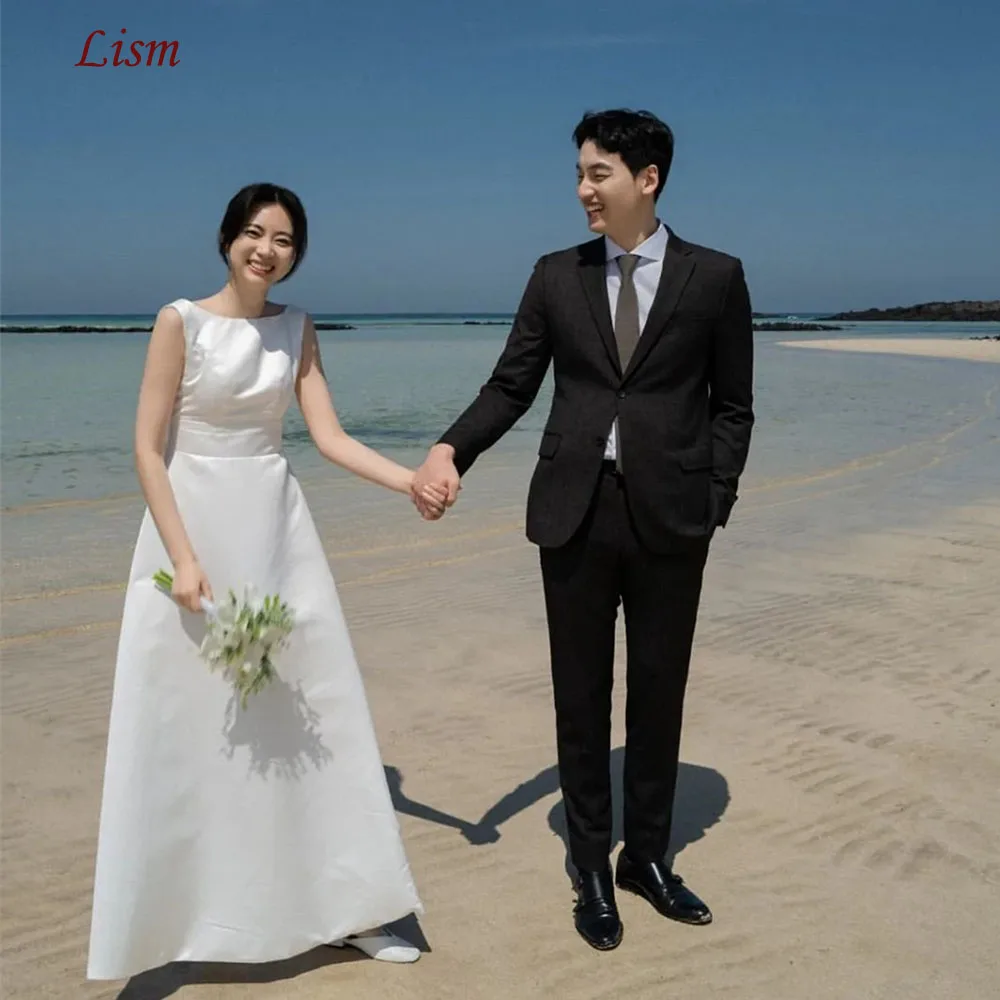 

LISM Simple Korea Wedding Anniversary Photography Dresses A-line Scoop Collar Sleeveless Satin Bridal Gown 2025 웨딩드레스