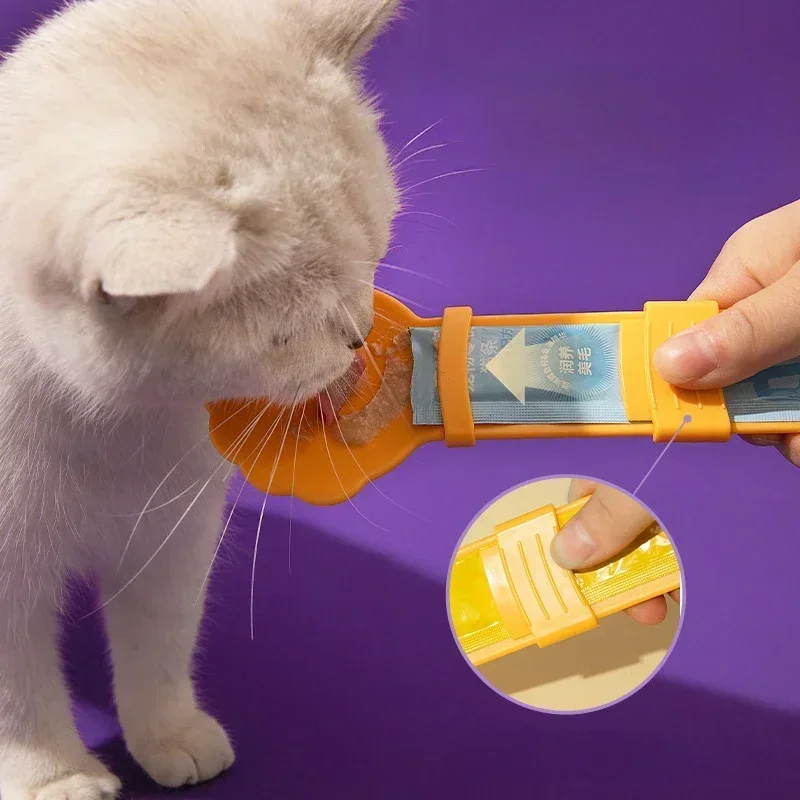 

Cat Strip Feeder Spoon Long Handle Cat Food Strip Squeezer Pet Meat Mud Food Squeeze Treat Dispense Spoon for Cats Pet Supplies