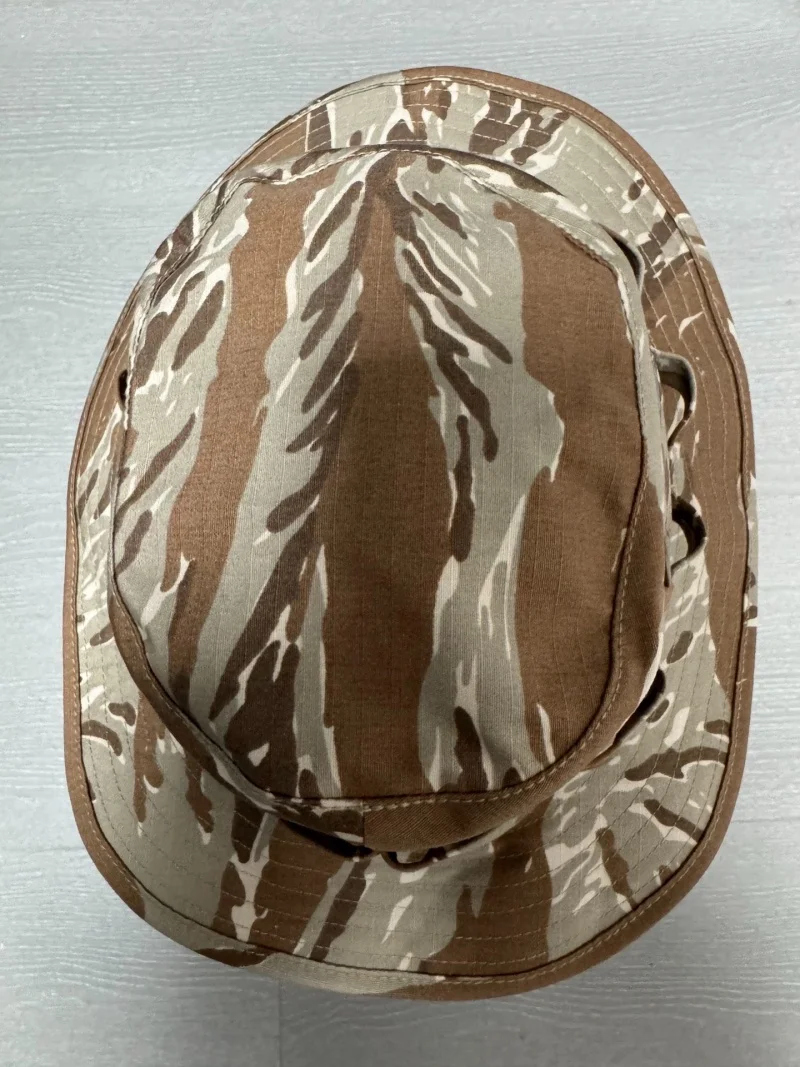 

Камуфляжная шляпа с узором в виде пустынного тигра, с круглыми полями, подходит для активного отдыха/рыбалки/походов/туризма и т.д.