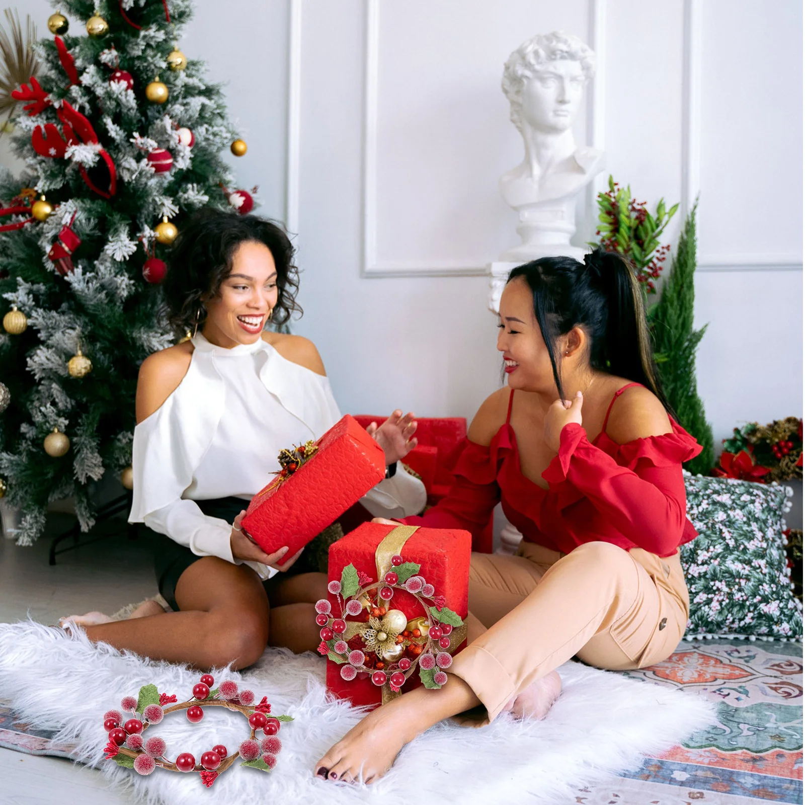 

4Pcs Simulated Berry Garland Realistic Mini Wreath Decorative Candlestick Cup Xmas Party Adornment Xmas Gift Ornament