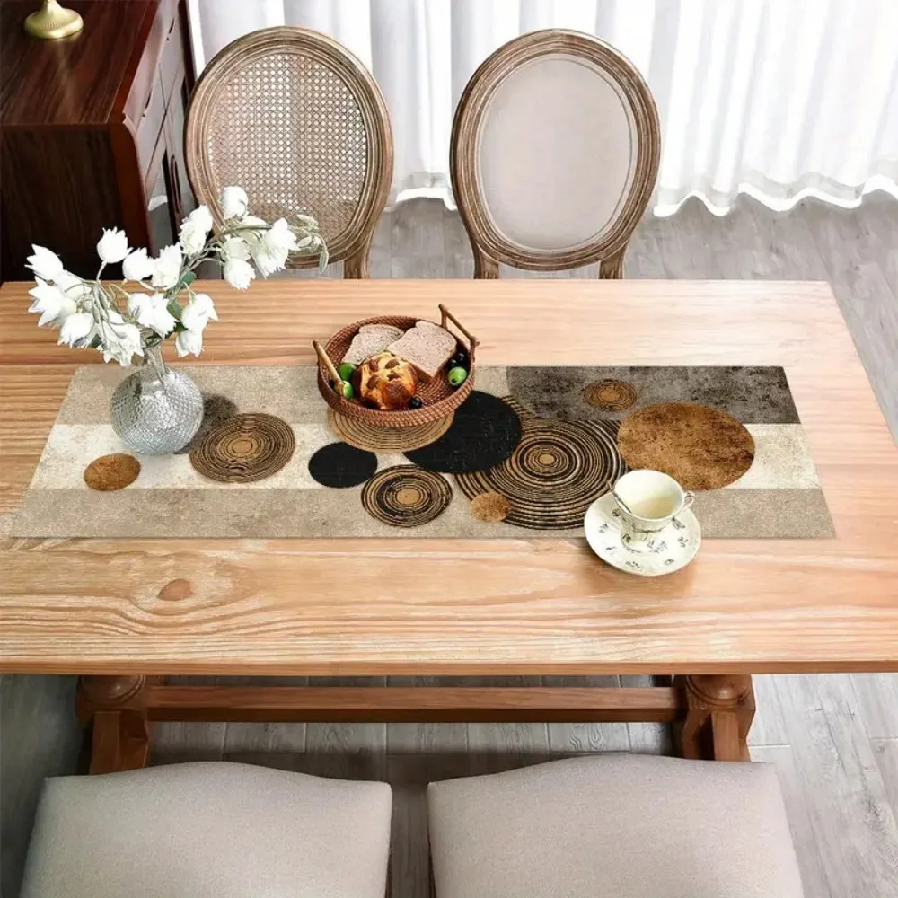 مفرش طاولة طعام فني من VIKAMA - طاولات قهوة وأعلام طاولة على الطراز الحديث البسيط، ديكور المطبخ وغرفة المعيشة