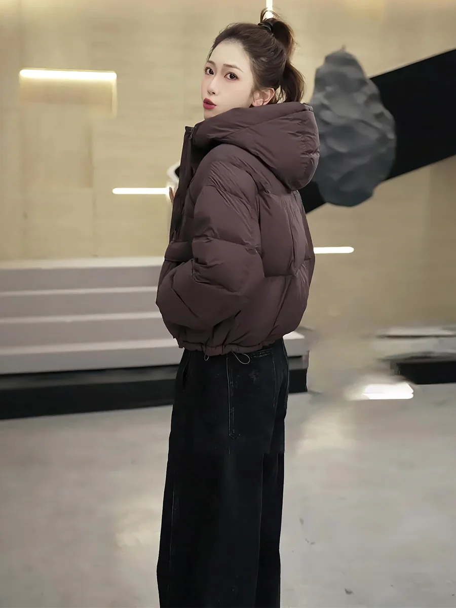 Dames witte winterjas met trendy kleur en hoedontwerp, warm en winddicht voor dagelijks gebruik.