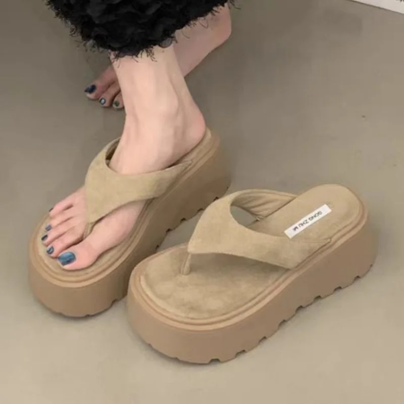 Modische neue elegante und sexy Freizeit-Strand-Flip-Flops – Sommer-Bestseller: Bequeme runde Zehenpartie, dicke Sohle – Detail 6