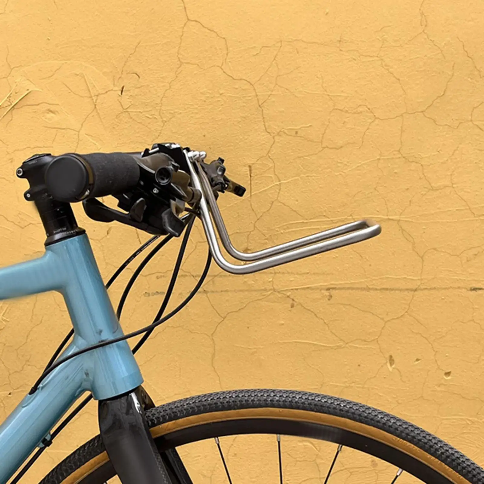 

Lightweight Stainless Steel Bicycle Front Cargo Rack Professional Carrier Perfect for Helmet Bag Storage Cycling