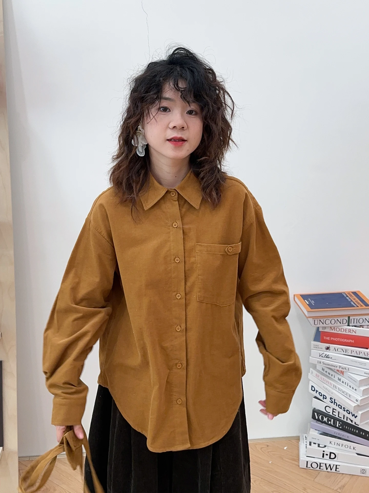 

Retro Sle Velvet Waist Bag irt Long Sve Turn-down Collar Single Button Loose Fit Breathable Skin-friendly Casual irt