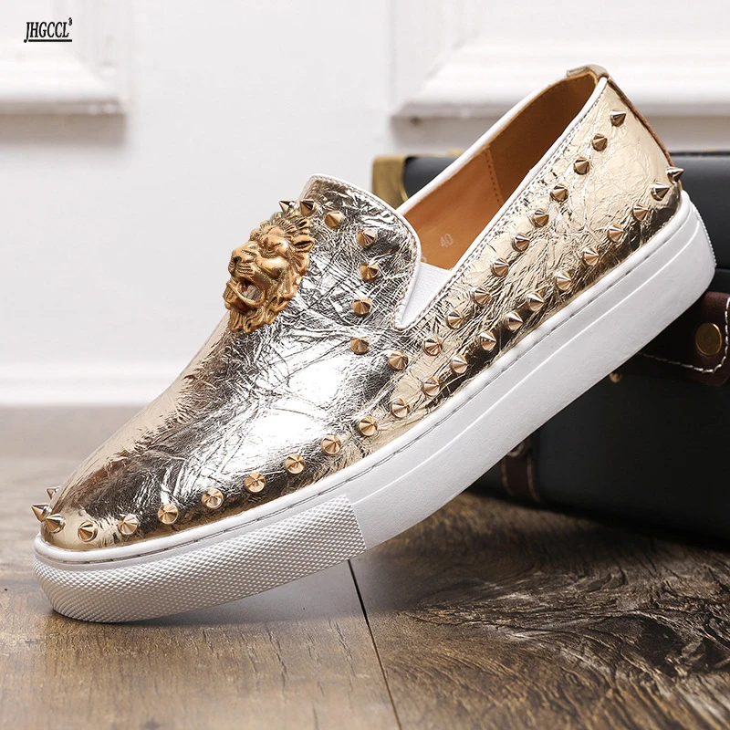 Oversized 48 luxury rivet board shoes male European station bright face nightclub hairstylist trend casual loafers A14