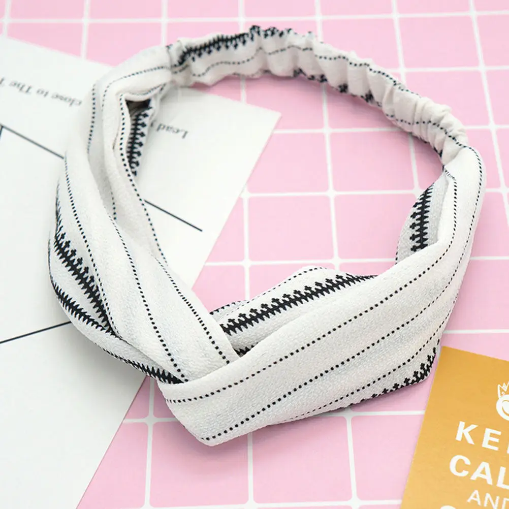 6Pcs Soft Stretchy Women Headband with Chic Detail Hair Accessory for Face Washing Exercise Daily Use Birthday Party