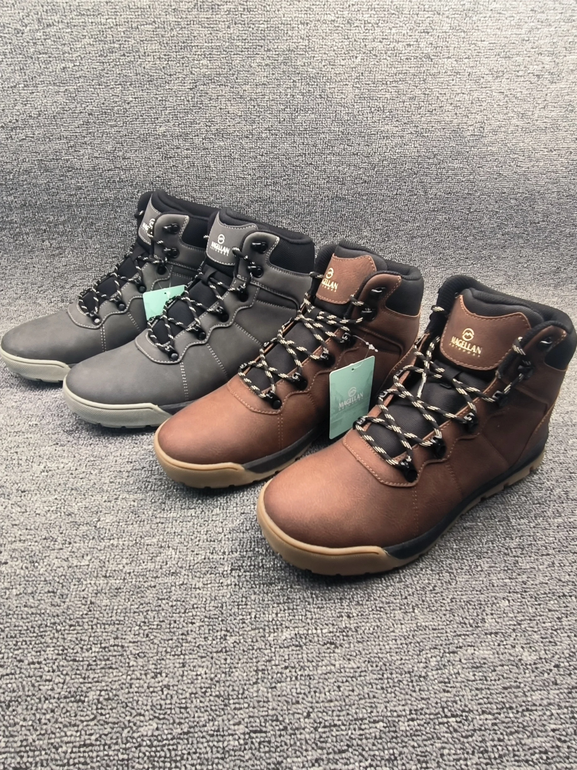 

Men's Large Size Winter Snow Boots Fce Lined Warm Cotton oes Waterproof Anti-slip Thi Bot Heightened Boots