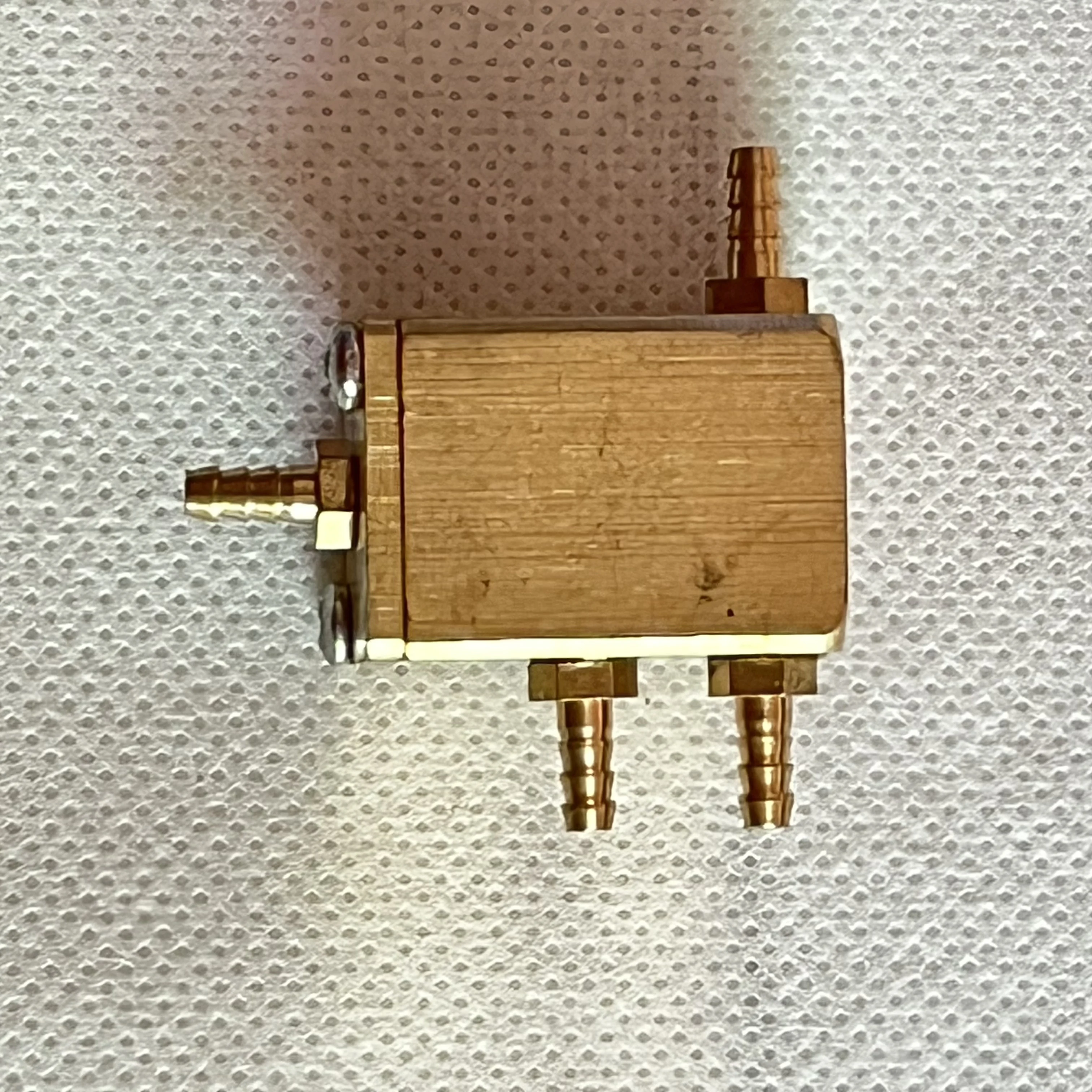 1PC Dentis Material Dental Pressure Regulator Valve 1PC Dental Water Pressure Valve Dentist Dentisty  Chair Accessories Tools