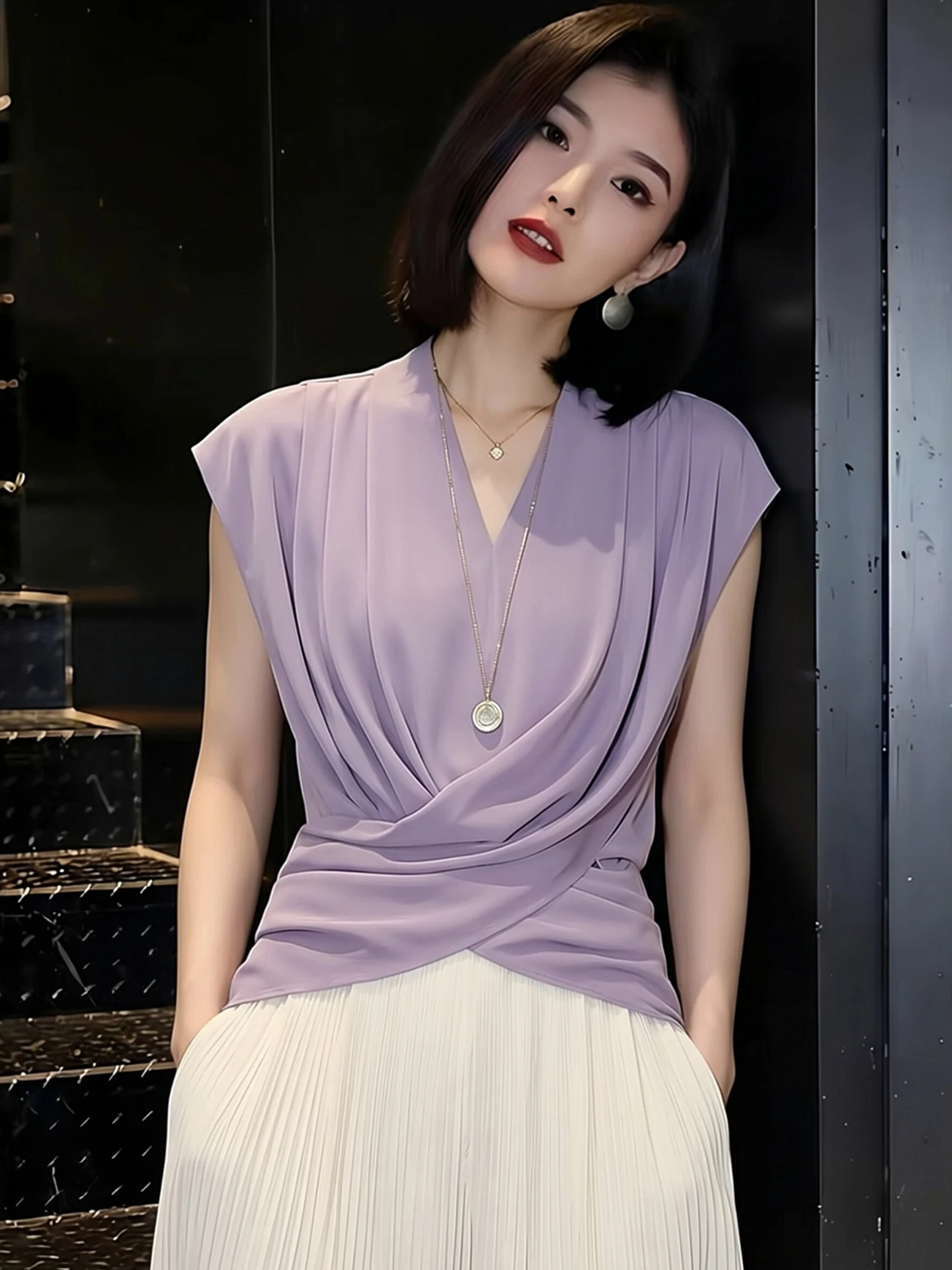 

Elegant Slimming V-Neck Shirt Women's Fashionable Belted Design Pure Color Versatile Commute Top Korean Style Straight Cut