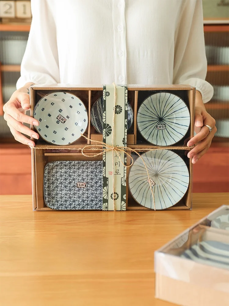 

Набор японских чаш и палочек для еды на День дурака, подарочный набор для одного или двух человек, столовые приборы