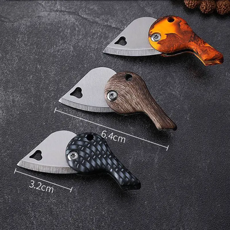 Mini Coração Keychain Folding Knife, Canivete portátil ao ar livre, Ferramenta de autodefesa de emergência, Open Express Desembalagem, Presente