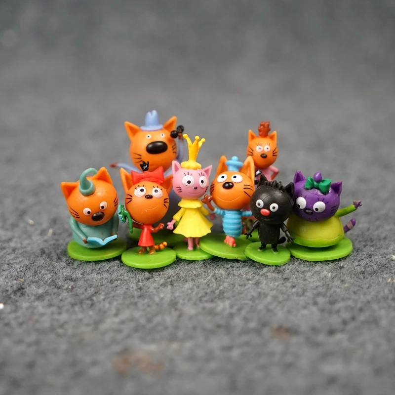 3-4cm Happy Three gattini Action Figure giocattoli kid e cats collezione di decorazioni Figurine modello giocattolo per bambini regali di natale