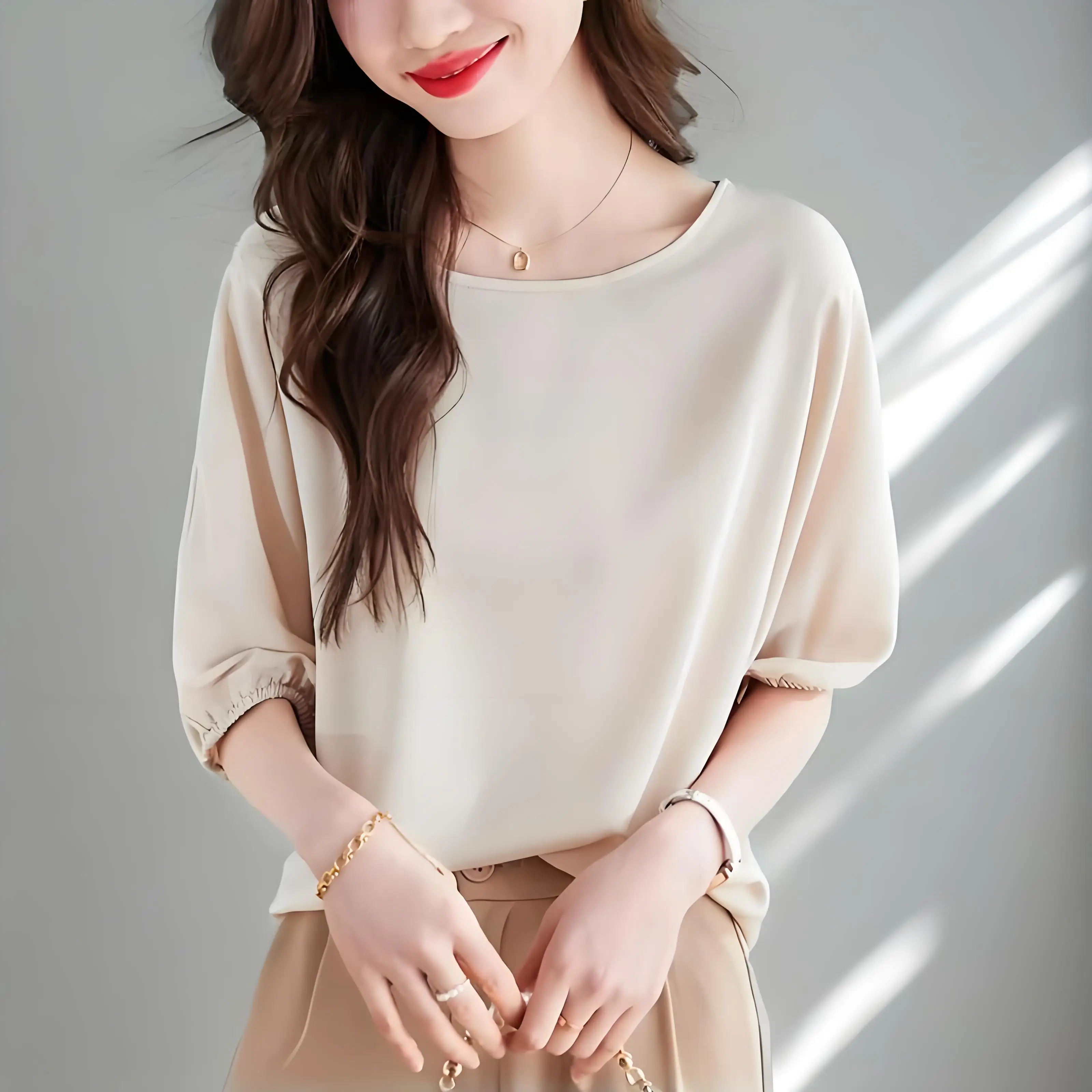 

Новые свободные шелковые рубашки, женские винтажные женские блузки с коротким рукавом и круглым вырезом, простые модные женские повседневные топы, элегантная одежда