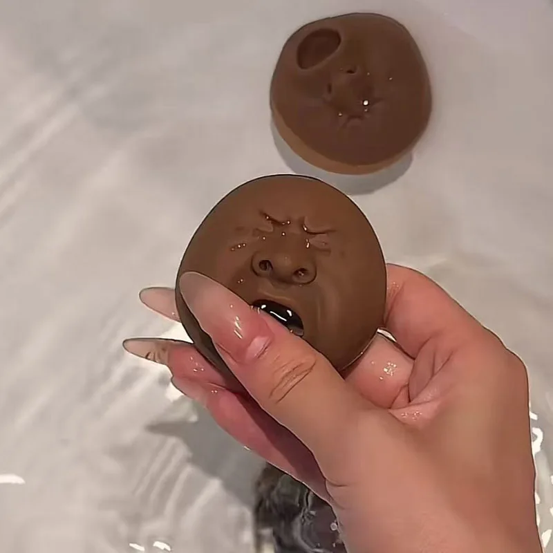 斬新なギフト 面白いあくび顔のティーペット リラックス スクイーズノーズ ウォータースプレー 不安解消 ストレス解消 おもちゃ 大人 ティーン向け