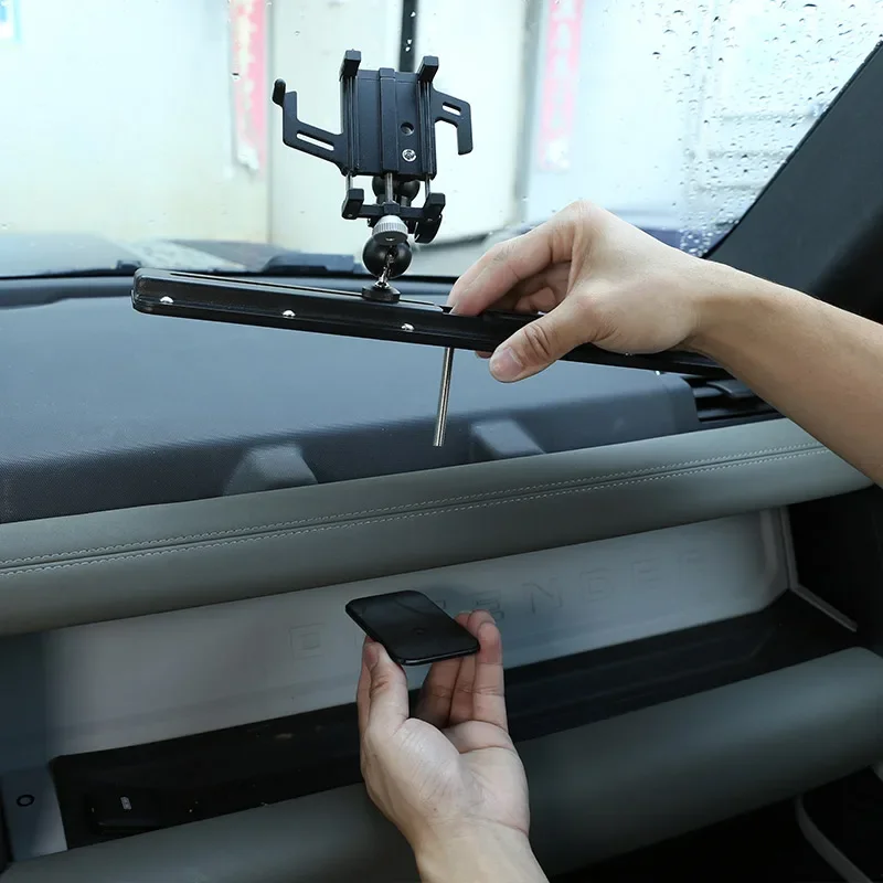 

For Land Rover Defender 90 110 130 2020-24 Aluminum Car Phone Holder Mobile Phone Holder Car Navigation Bracket Car Accessories