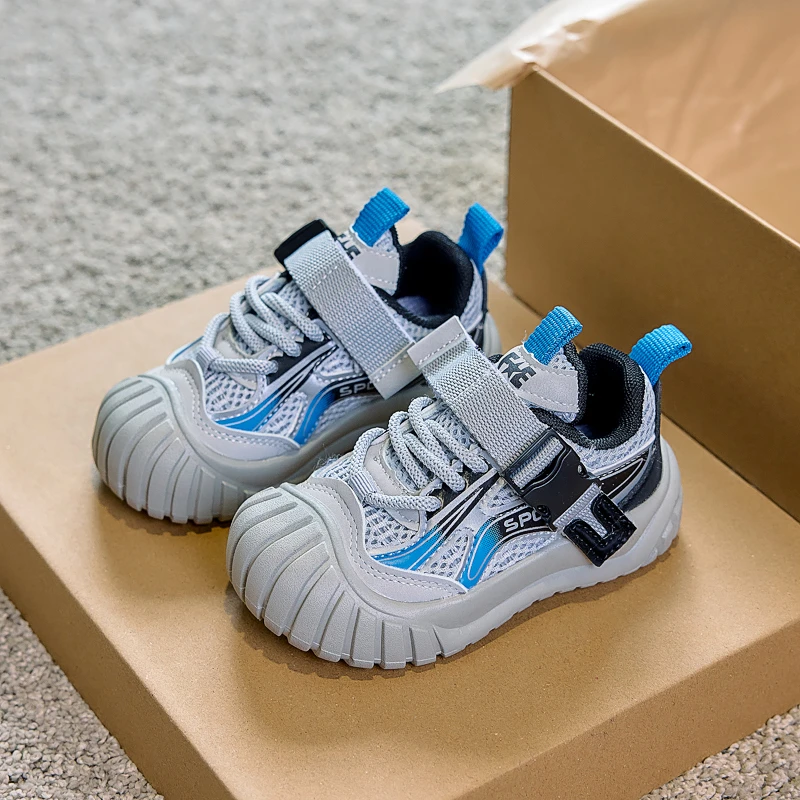 2025 New Fashion Boys Girls Tennis Shoes Toes Capped Comfortable Kids Sneakers Mesh Breathable Children Sports Shoes Trendy