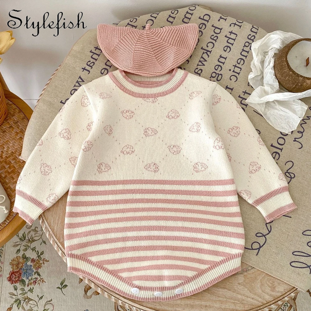 Spring and Autumn Infants and Girls Fashion Little Bear Jacquard Stripe Spliced Knitted Romper Bodysuit Triangle Creeper