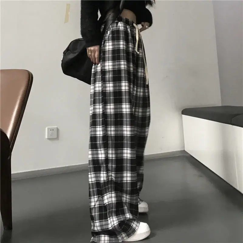 

Vintage Plaid Trousers for Women Autumn Vibe Korean Style Female Wide-Leg Casual Pants Loose Drooping Black White Plaid Pants