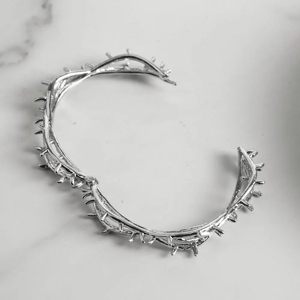 Thorn Bracelet Punk Gothic Cosplay Unisex Metal Hip Hop Hand Chain Silver Color Jewelry Bangles Props Birthday Gift Accessories