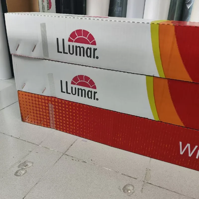 Premium Llumar Wind…