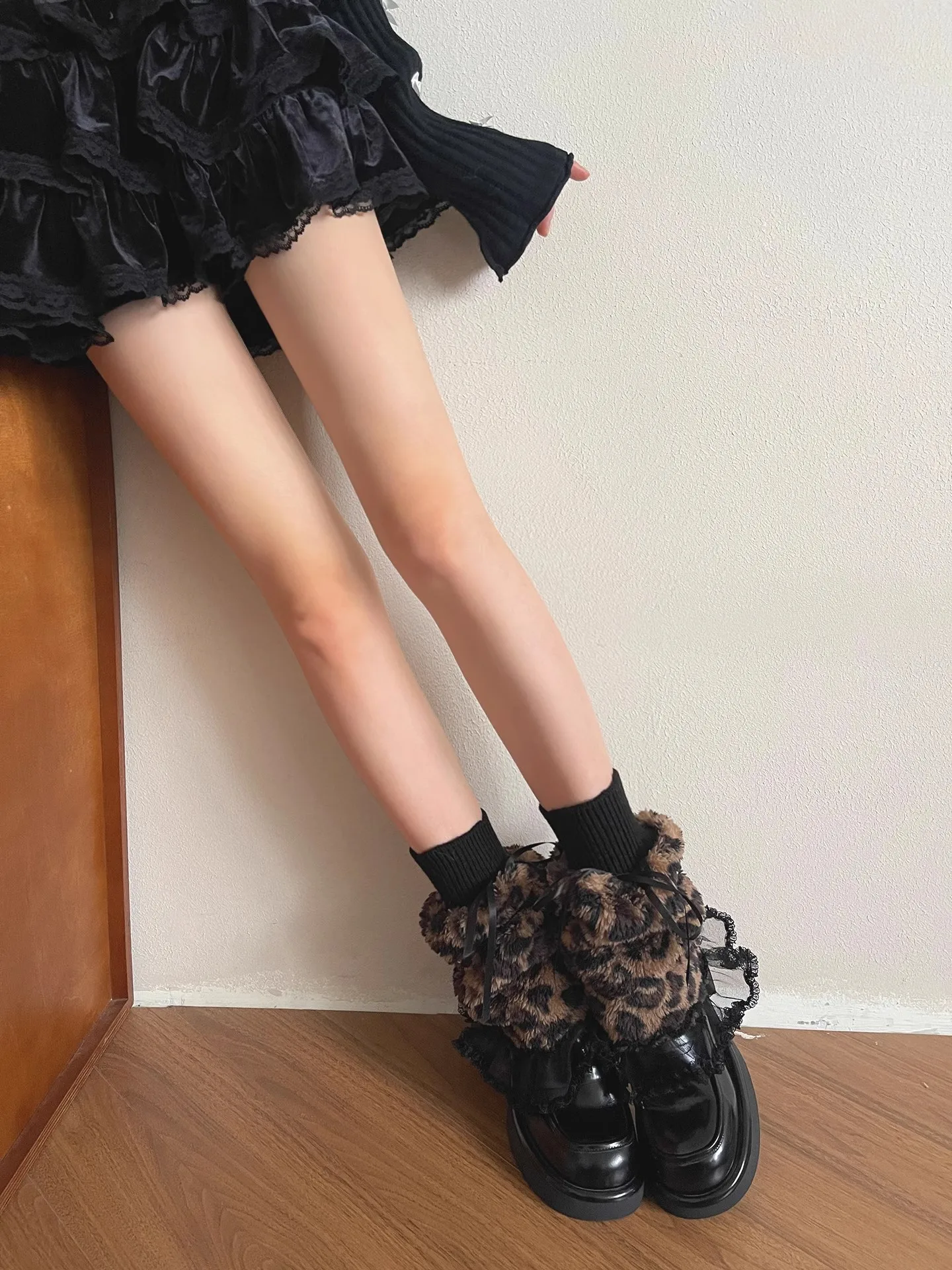 Japanese Y2K Sexy Girl Leopard Print Lace Frills Socks Subculture Fluffy Warm Leggings Lolita KC Bell-bottom Foot Cover
