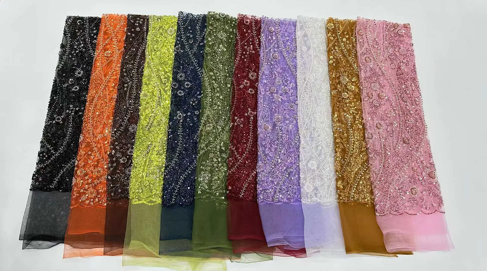 2026 Neues Design Afrikanischer Perlen-Spitzenstoff Hochwertige Französische Pailletten-Spitze Lila Nigerianischer Party-Hochzeitskleid-Stoff zum Nähen – Detail 3