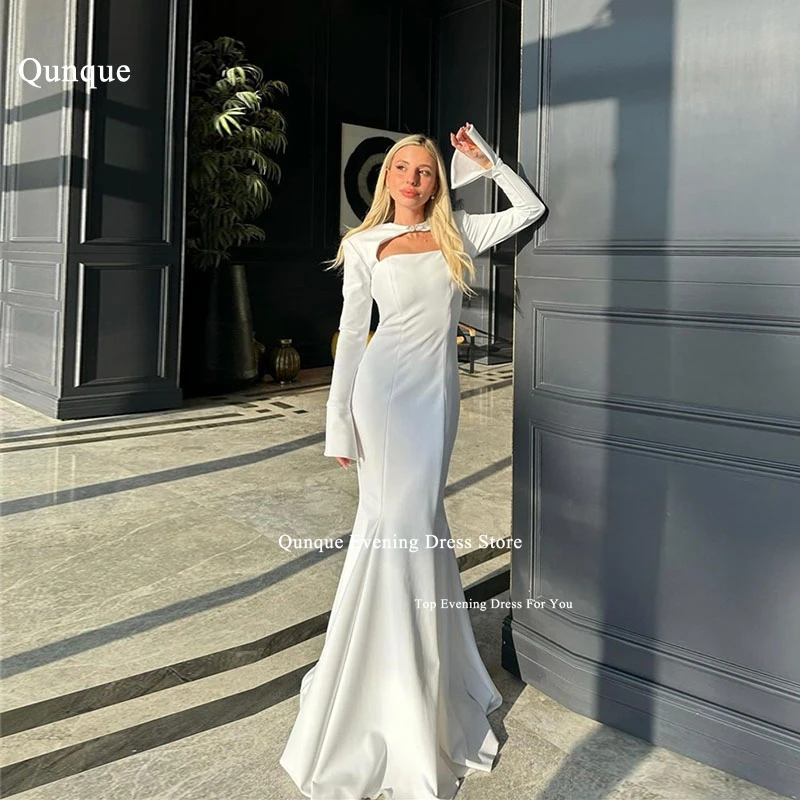 

Qunque Backless White Mermaid Wedding Dresses Long Slevees Satin Bride Dresses With Train Customized Civil Beach Bridal Gowns