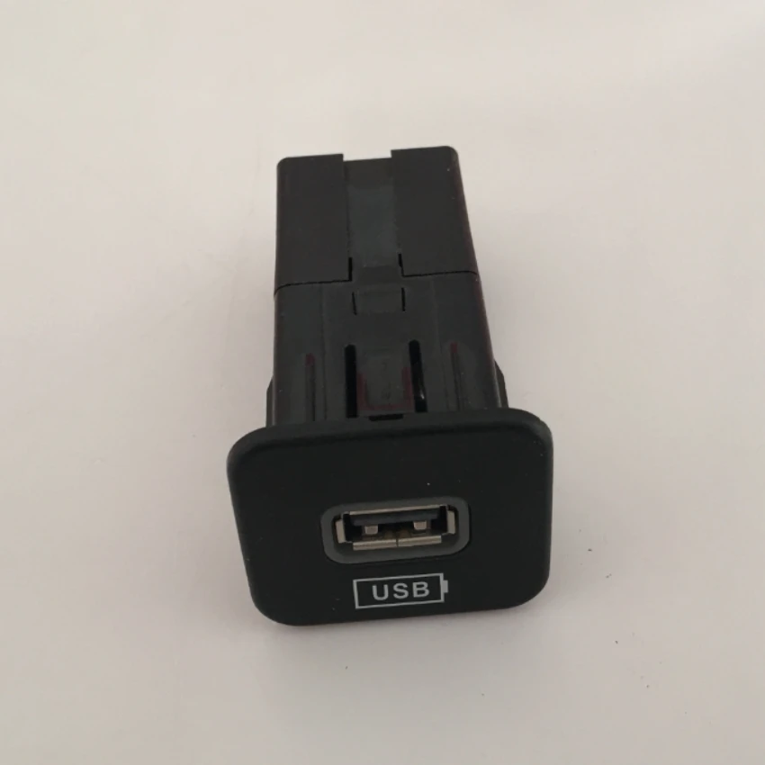 USB Charging Port Fit For 15-17 Renegade USB Charger Socket 735637230 5UW00LXHAA