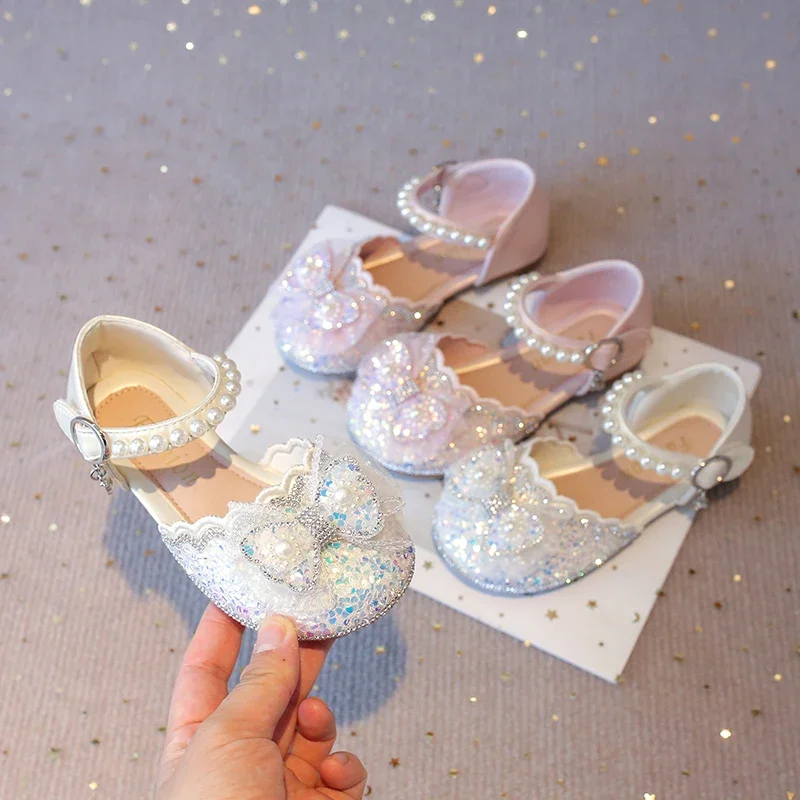 Sandalias de princesa para niñas, moda Primavera Verano, purpurina, medias sandalias para niños, zapatos para fiesta de boda, mariposa de cristal, dulce y bonito