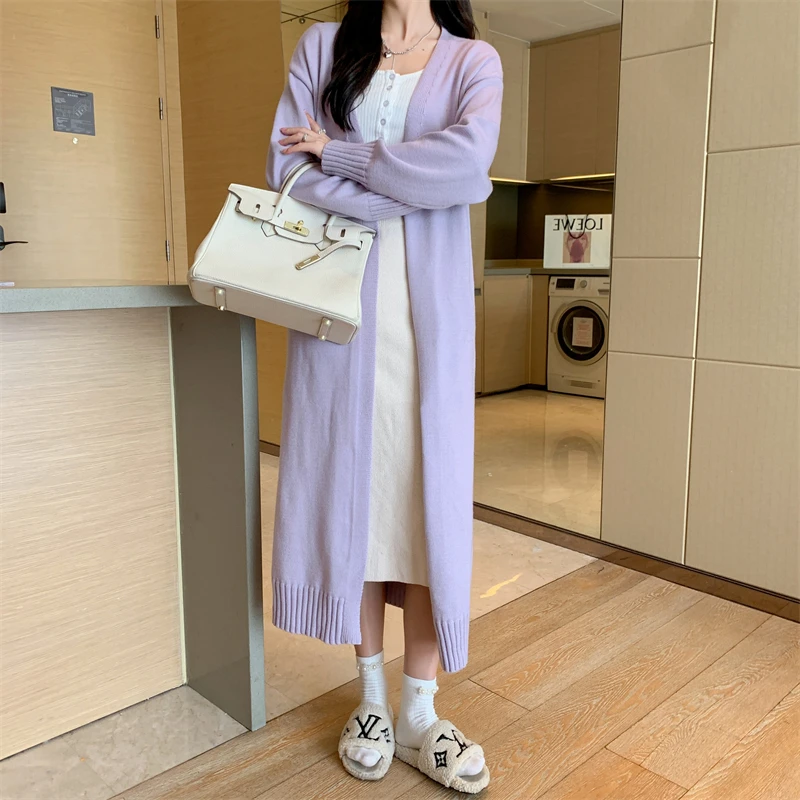 2026 Spring/Summer New Korean Knee Knitted Cardigan Women's Lazy Style Multi functional Lightweight Sweater Solid Color Sweater