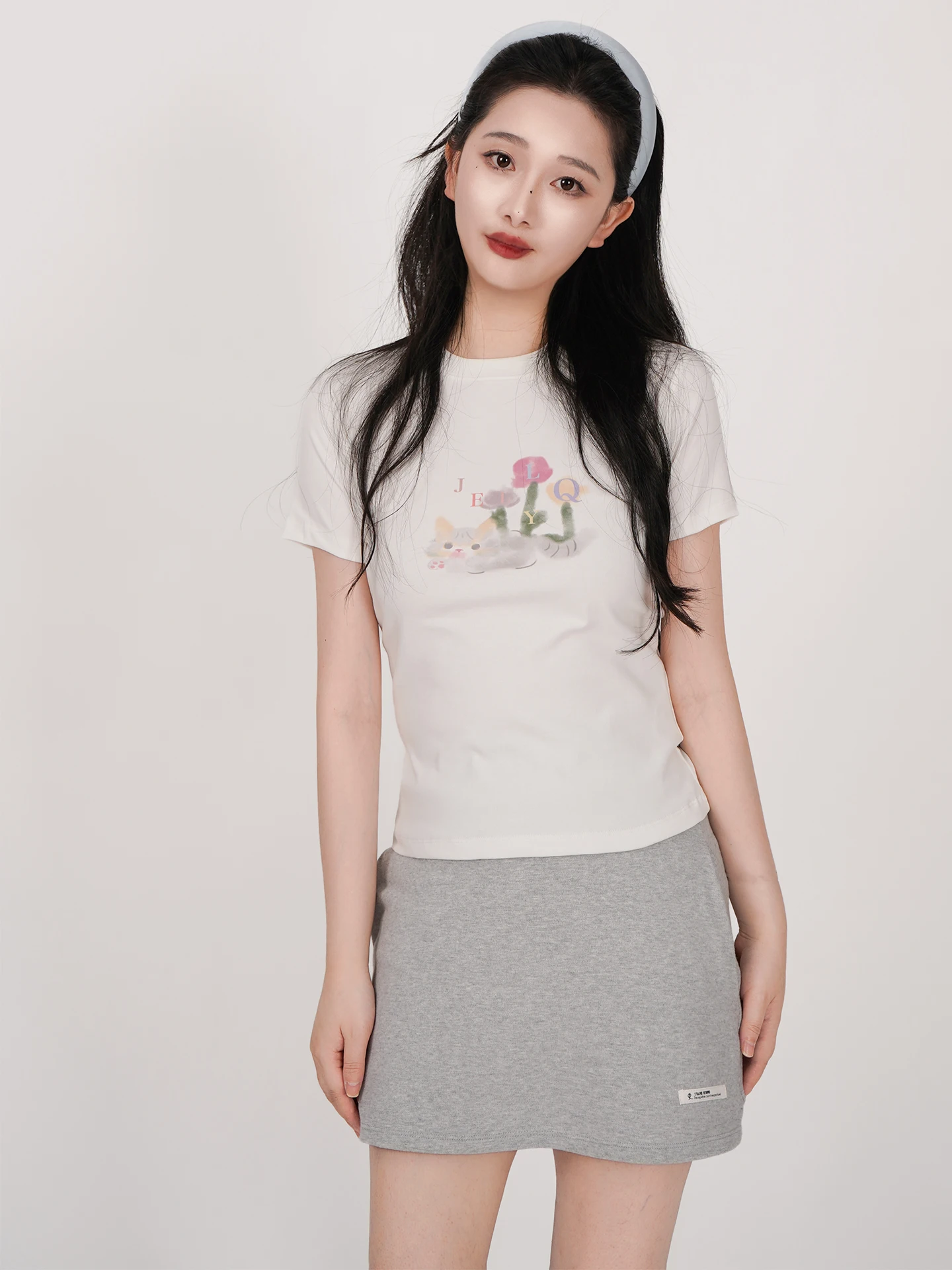 

Женская футболка JELLY Q Original Hand-Dn с принтом, эластичная, облегающая, повседневная, из хлопка