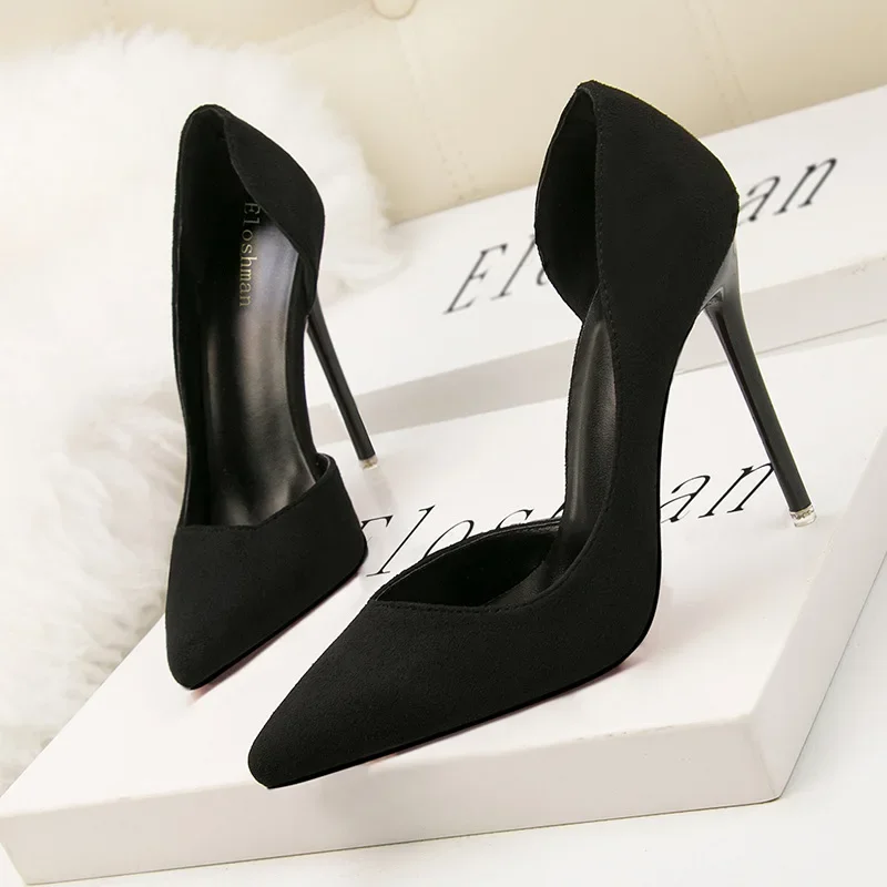 

Korean version fashionable and simple slim heel high-heeled suede shallow mouth pointed side empty women's single shoes