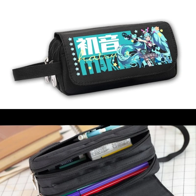 กล่องเครื่องเขียนฮัตสึเนะ มิคุแบบใหม่ พิมพ์ลายการ์ตูนคุณภาพสูง ความจุขนาดใหญ่ พกพาสะดวกสำหรับนักเรียน กล่องดินสอผ้าแคนวาสกันเปื้อน