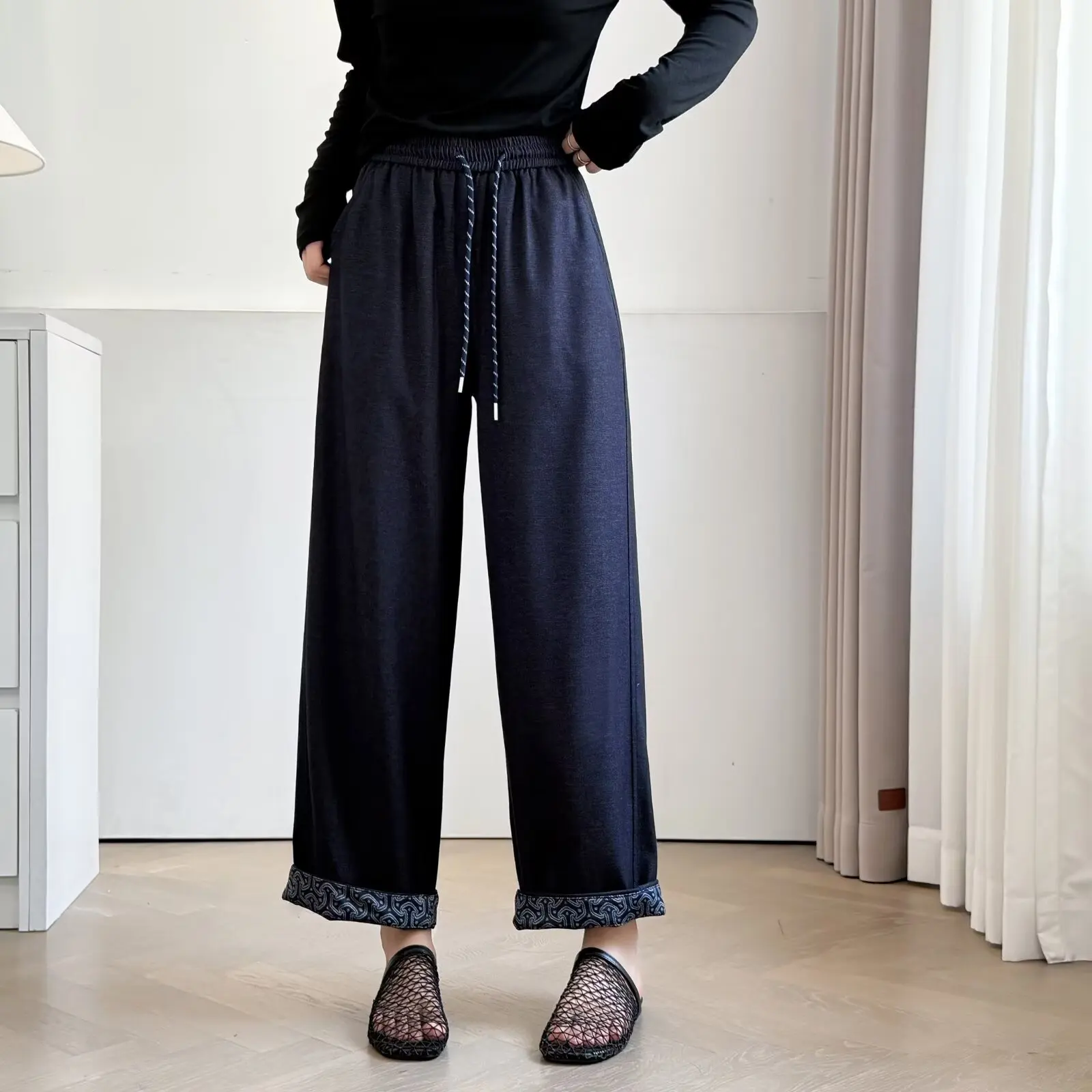 

Модные женские джинсы больших размеров, новые осенние повседневные брюки с закатанным краем и лоскутные джинсовые прямые брюки 311