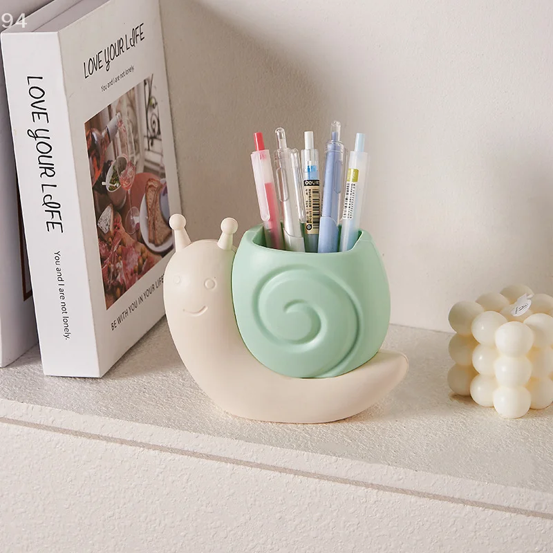 Interesting Snail Pen Holder Plastic Multi-functional Pencil Storage Box Tabletop Storage Student Stationery Organizer