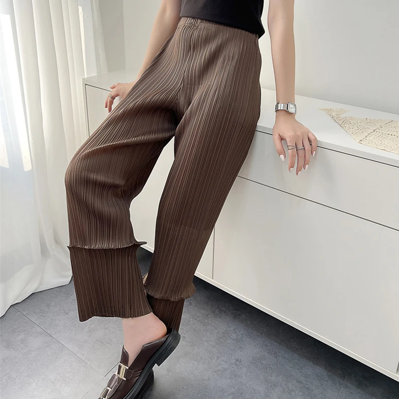 

Miyake pleated loose casual women's pants 2022 summer new basic large size folda niche design straight pants